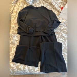 Women's Black Pants & sweatshirt  Set